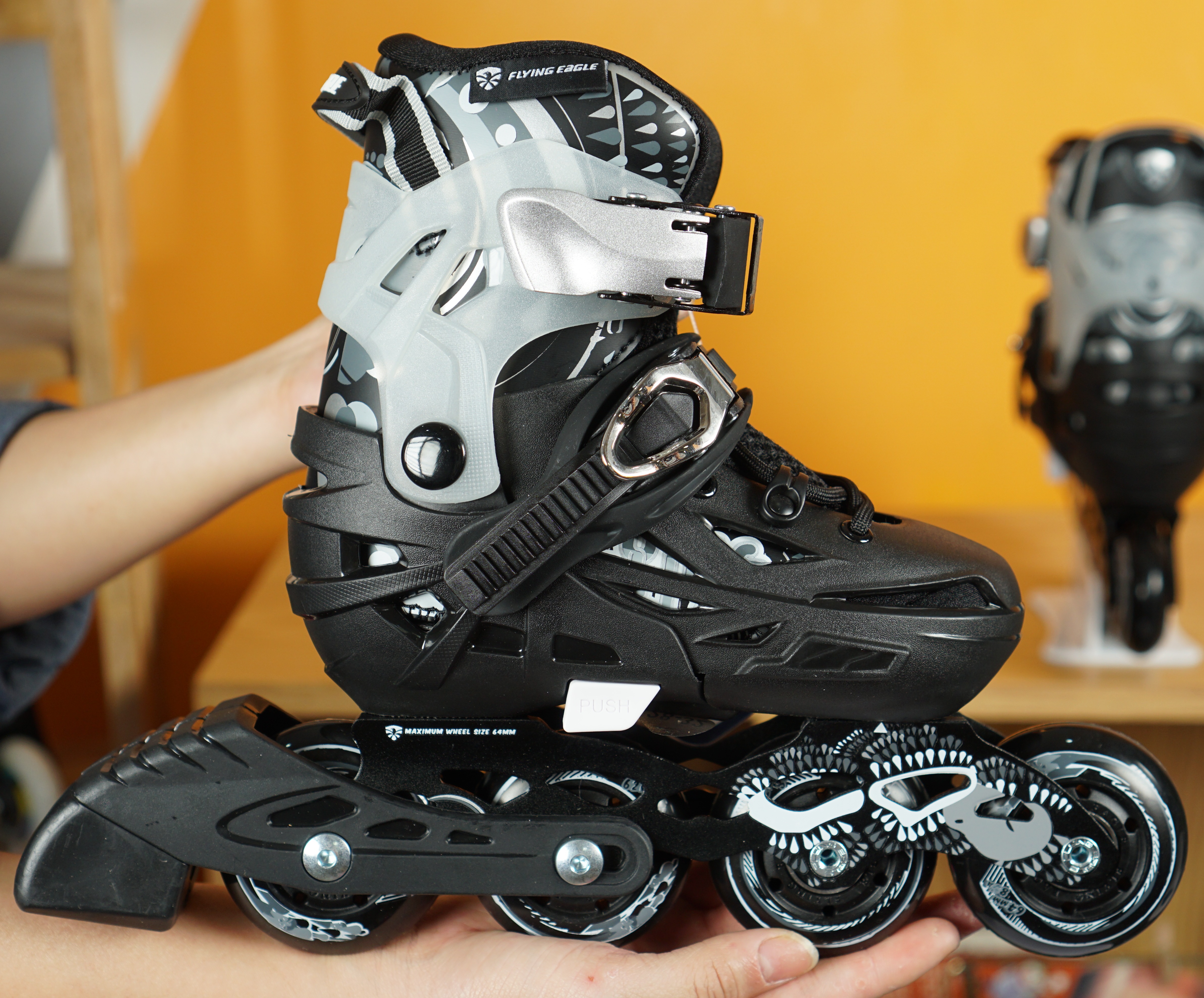 Giày Patin Flying Eagle S6S (3 màu)