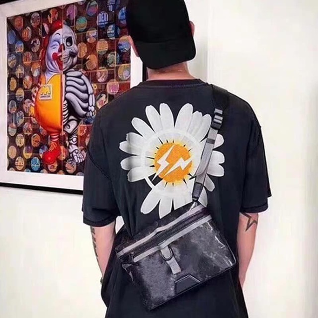 Áo thun unisex hoa cúc Gdragon GD