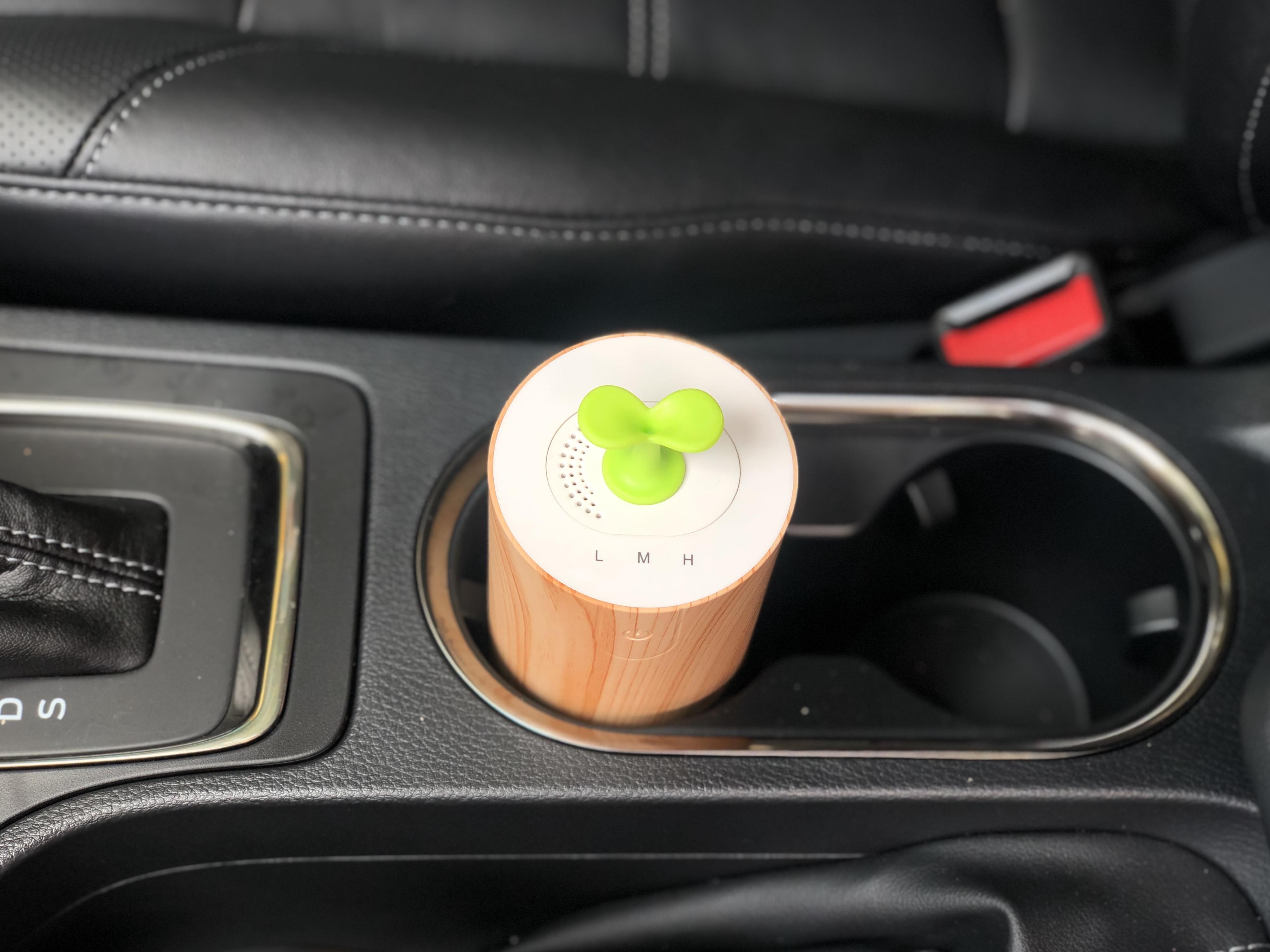 [DEAL SỐC] Máy khuếch tán tinh dầu dành cho XE HƠI (KHÔNG DÙNG NƯỚC), hàng cao cấp, cổng usb, bảo hành 12 tháng