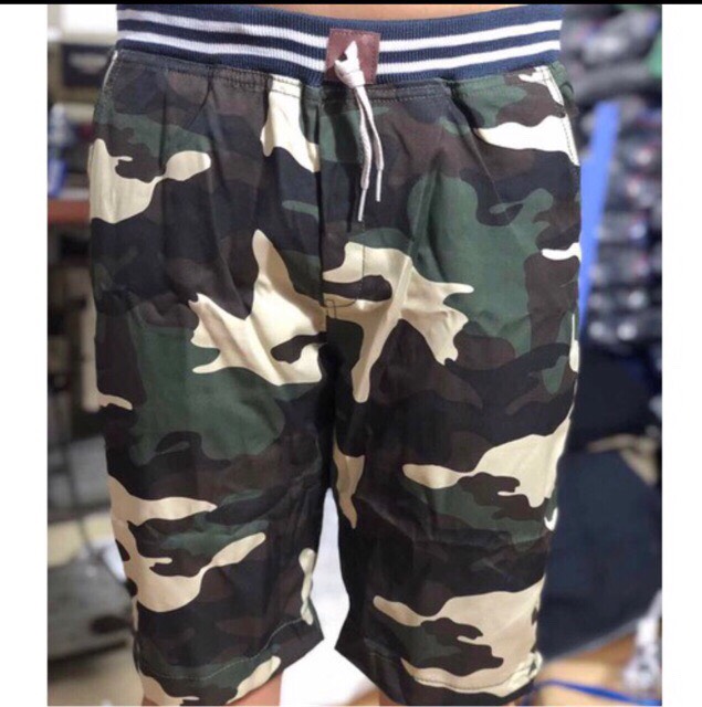 Quần shorts nam lưng thun họa tiết rằn ri