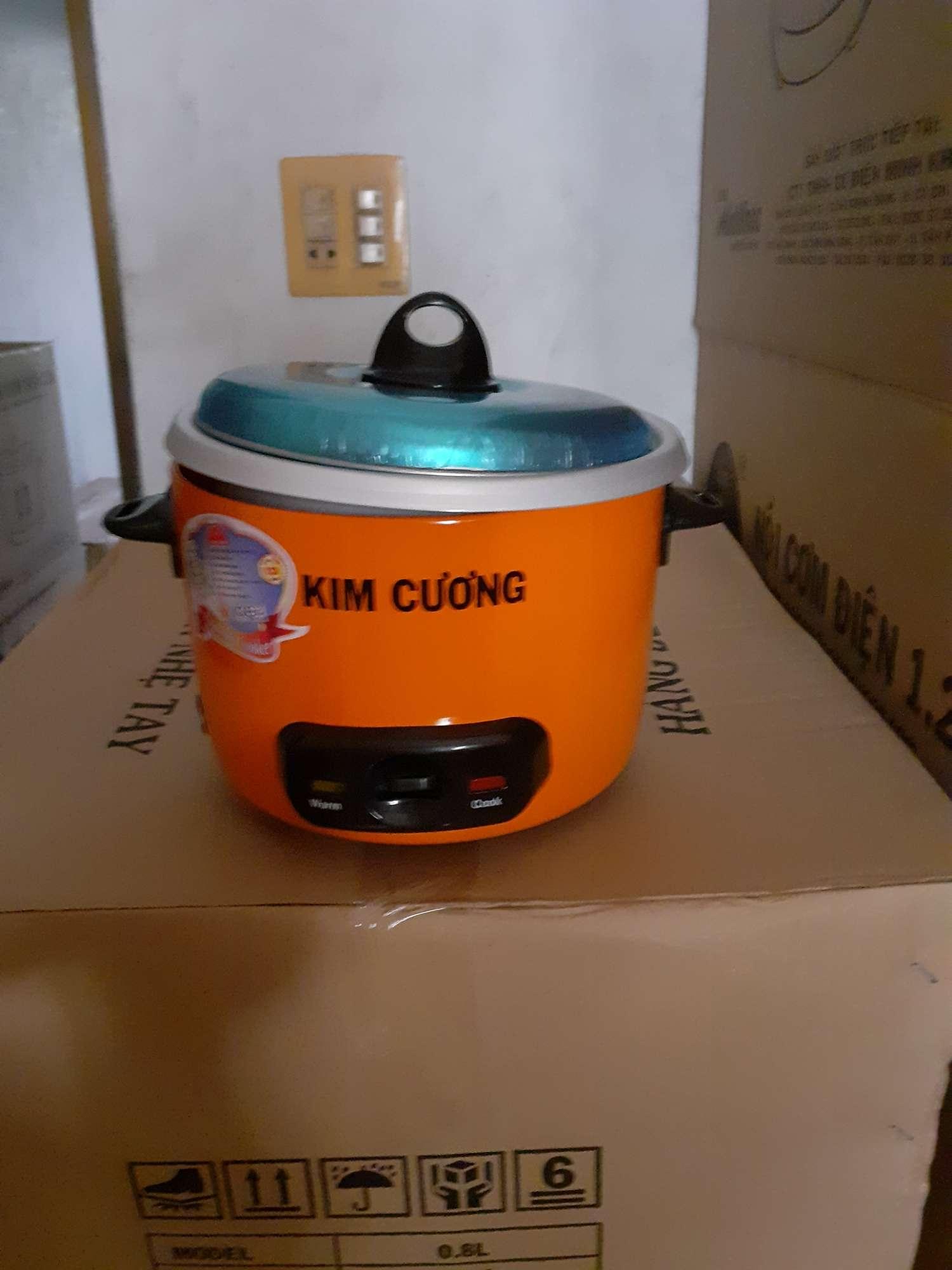 Nồi cơm điện nắp rời kim cương 0,8l giảm 15k