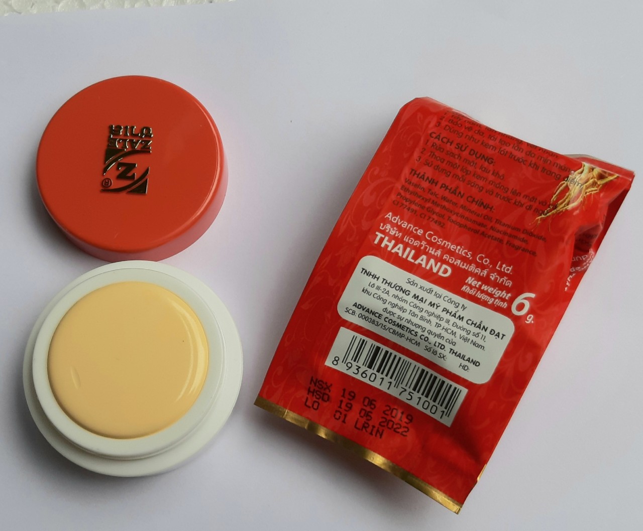 Kem zale trắng đẹp liền tẩy nám tàn nhang vết nhăn lót che khuyết điểm Zale Plus White Thái Lan