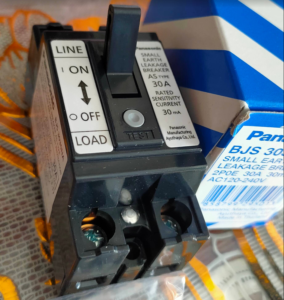 Cầu dao chống giật,cb cóc chống giật 30a panasonic bjs3030na2
