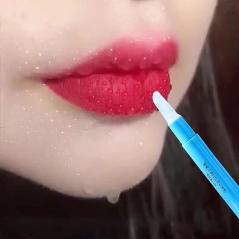 Gel khóa son môi thần thánh