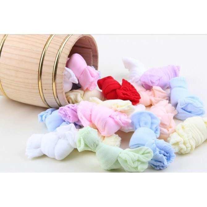 Set 5 đôi tất da chân cho bé từ 0-6 tháng. Vớ kẹo cho bé