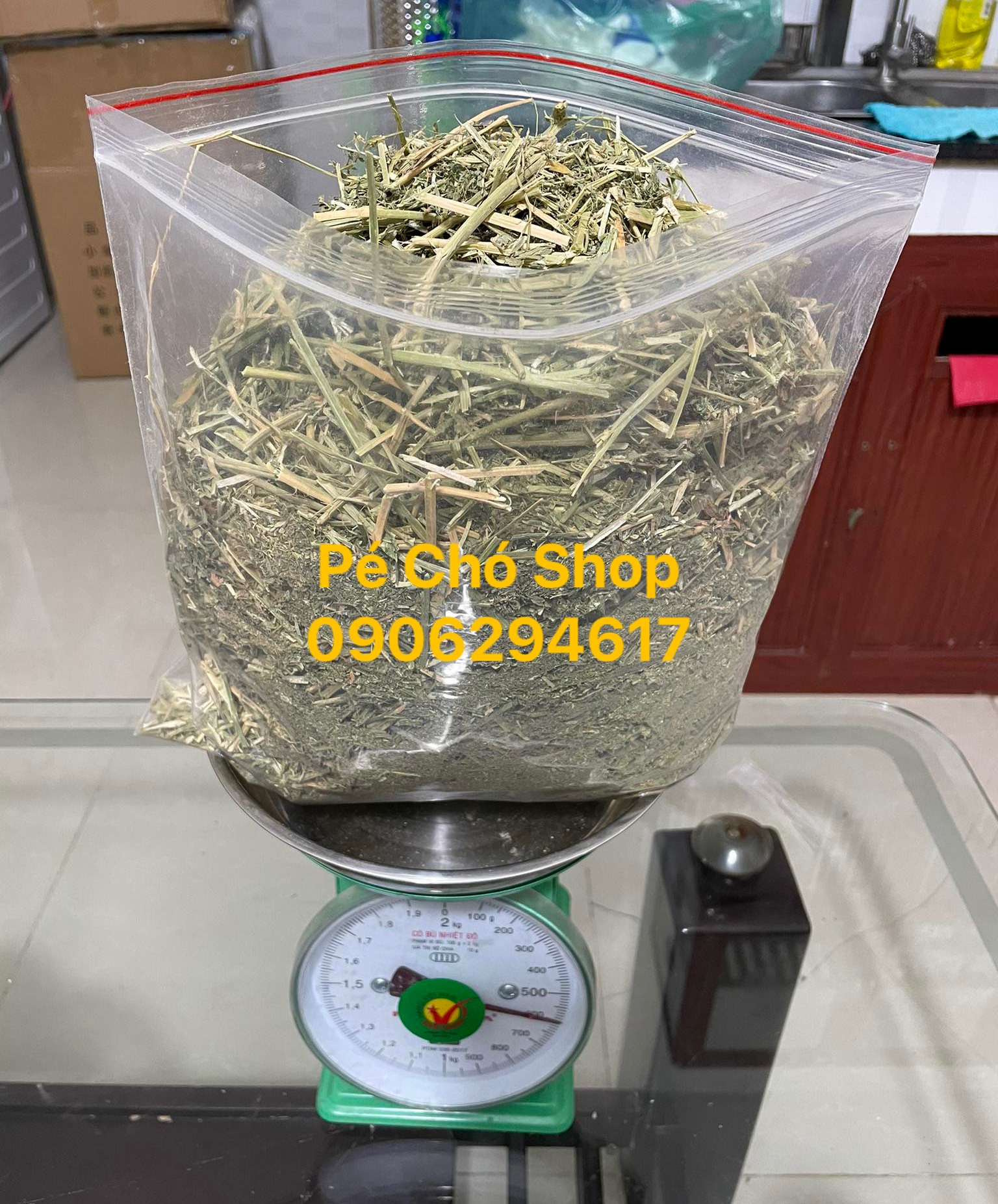 Bịch cỏ Alfalfa 600gram cho thỏ ,bọ ú  .