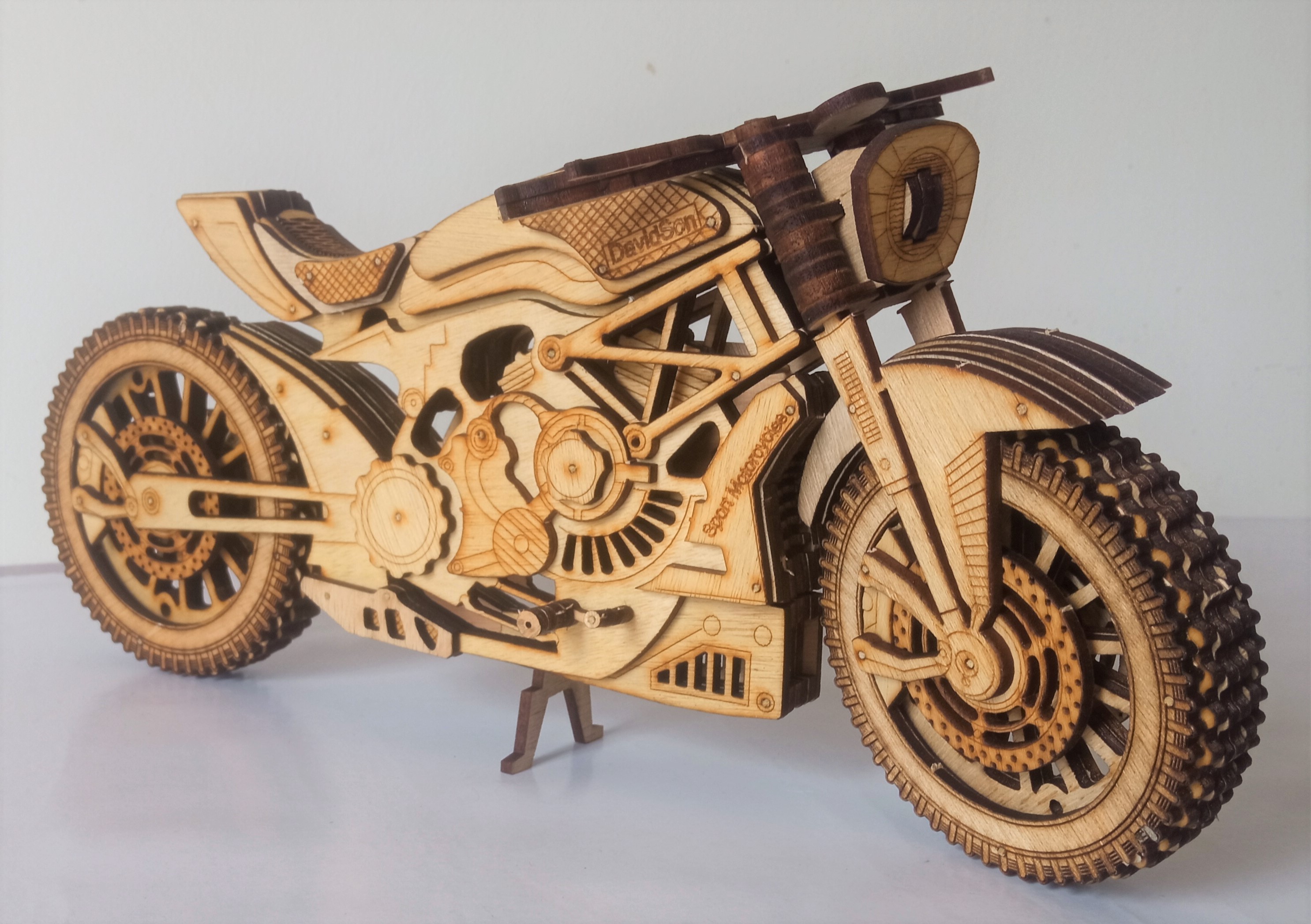 Đồ chơi lắp ráp mô hình 3d bằng gỗ, xe moto davidsion