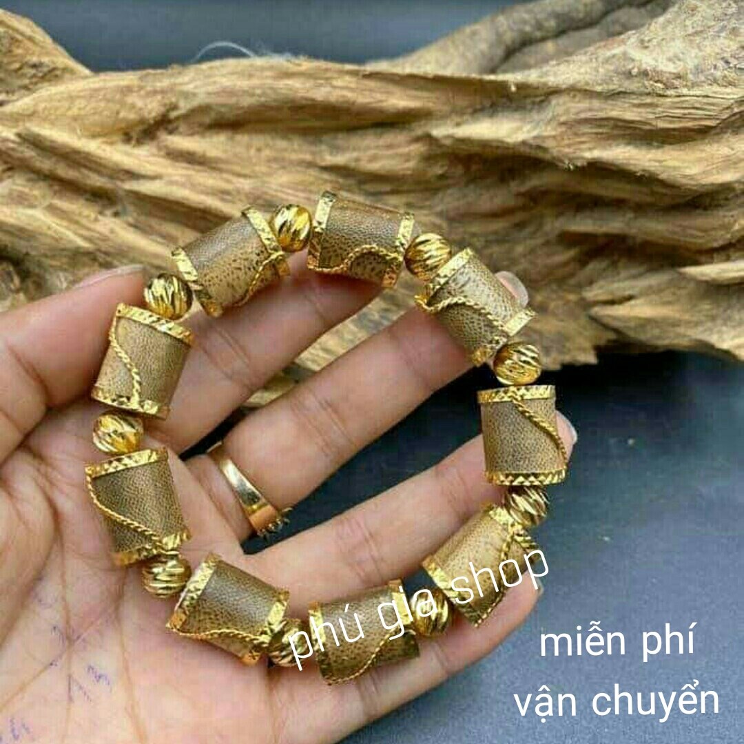 (sale lớn )Vòng tay gỗ trầm hương  thiên nhiên bọc vàng hai đầu( SIZE 45 kg - 85 kg )+ hộp đựng cao cấp