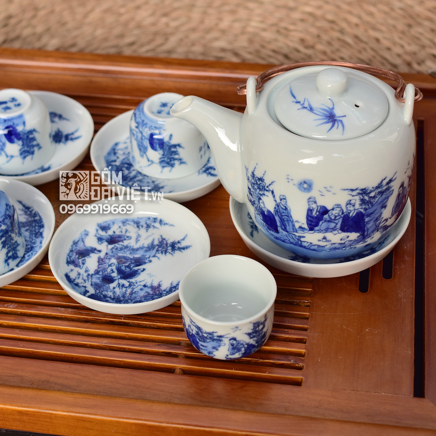Bộ ấm chén men lam cổ Bát Tràng vẽ Trúc Lâm Thất Hiền dáng vại