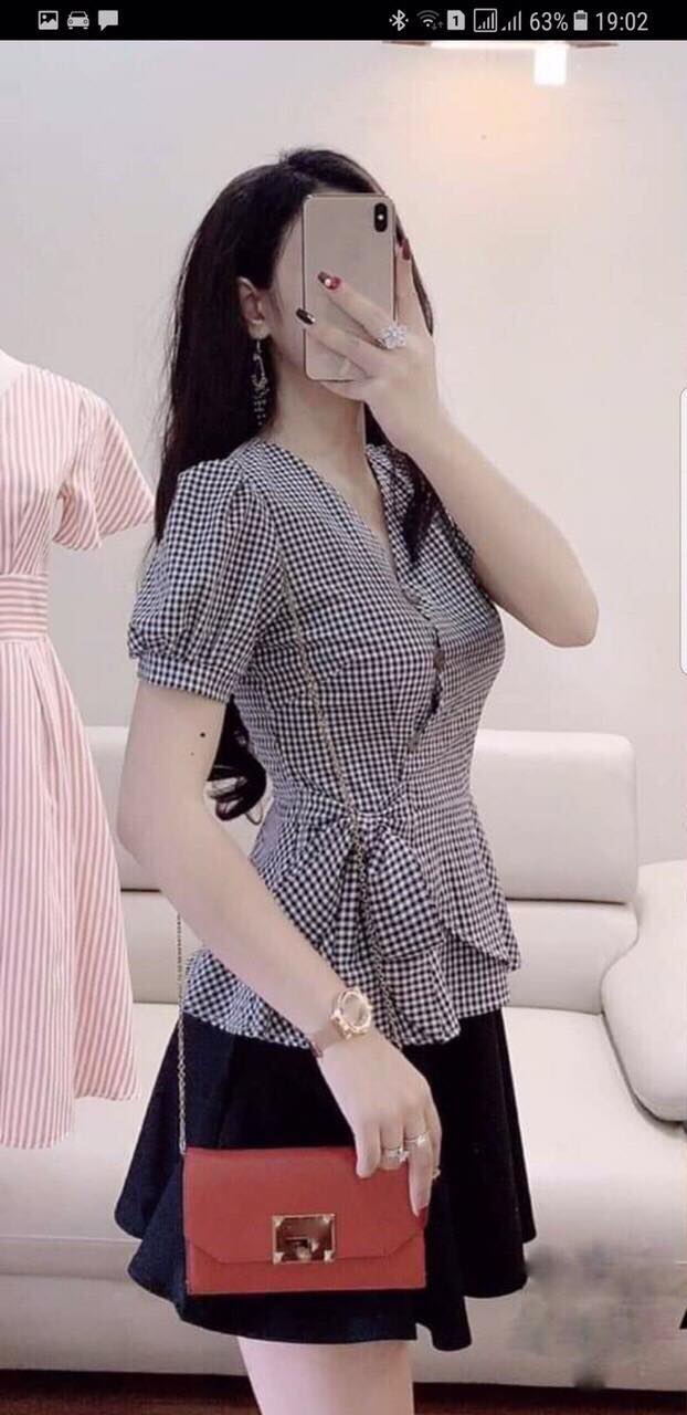 Set bộ áo kate và chân váy xòe