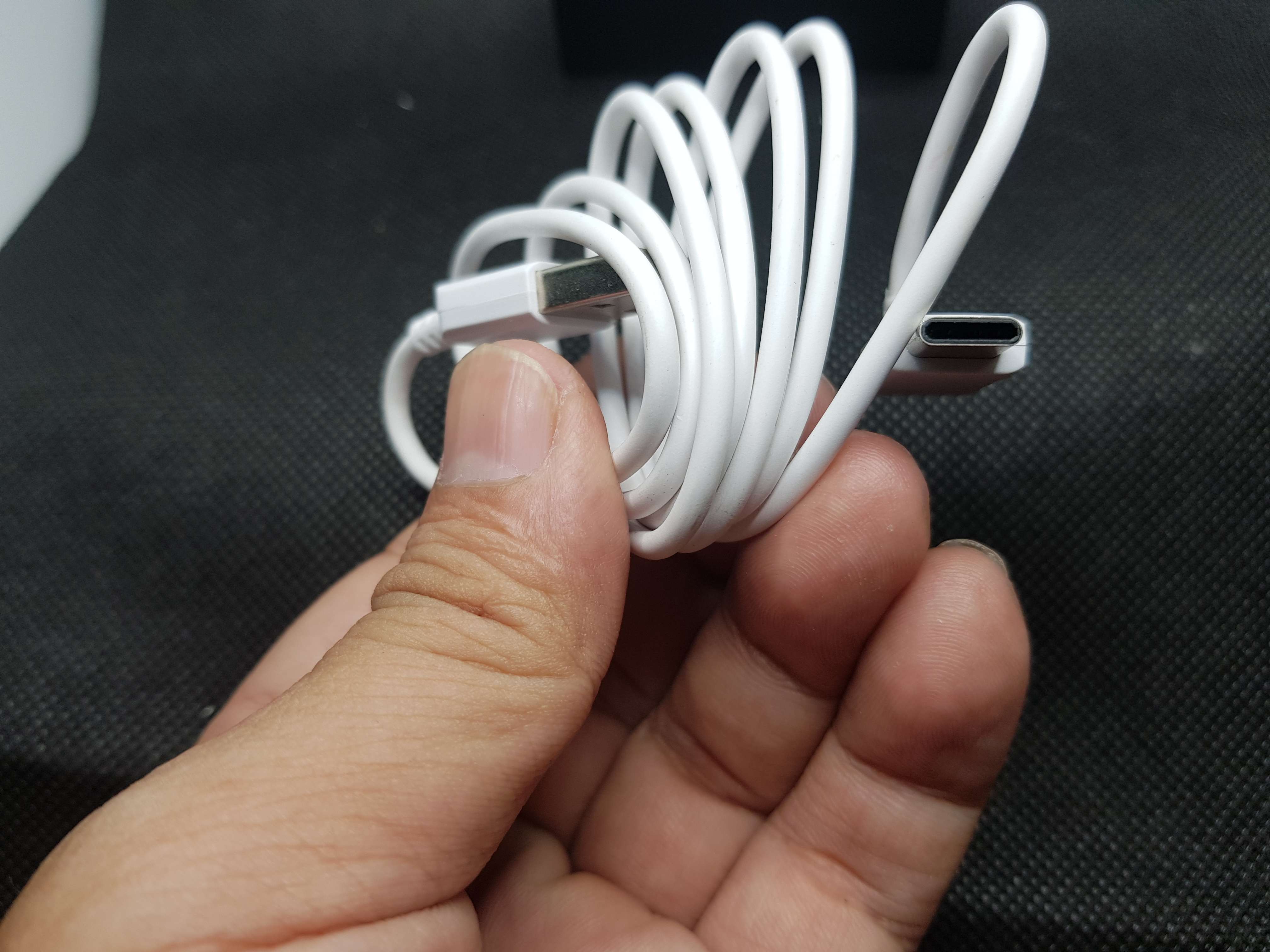 Bộ sạc nhanh cao cấp màu trắng dành cho Samsung/Huawei/Xiaomi – S10 Tyce Charger và các dòng máy trên thị trường