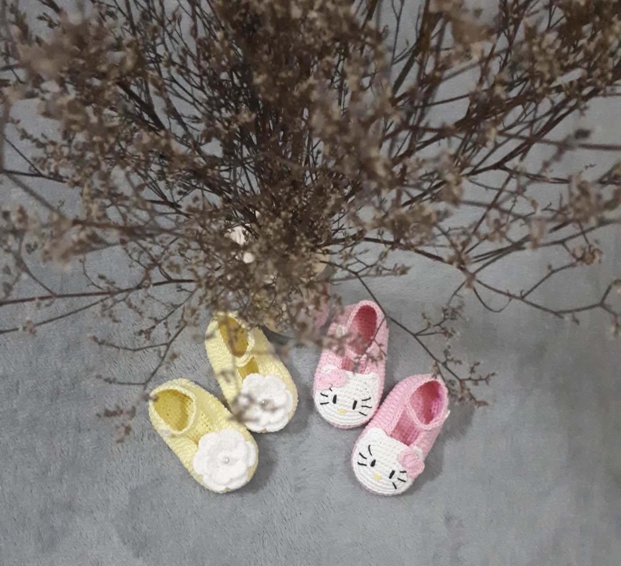 [HCM] Giày hoa Giày bé gái Giày len trẻ em Giày cho bé tập đi có đế mền chống trượt 4Youbaby B012 [HÀNG CHẤT] phù hợp cho bé sơ sinh
