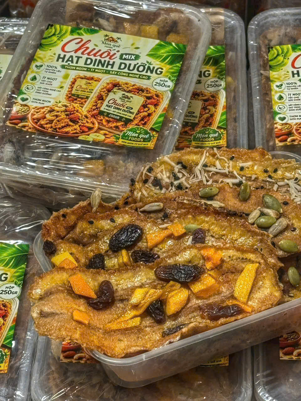 CHUỐI DẺO MIX HẠT DINH DƯỠNG – NẠP NĂNG LƯỢNG, ĂN NGON MỖI NGÀY [250G]