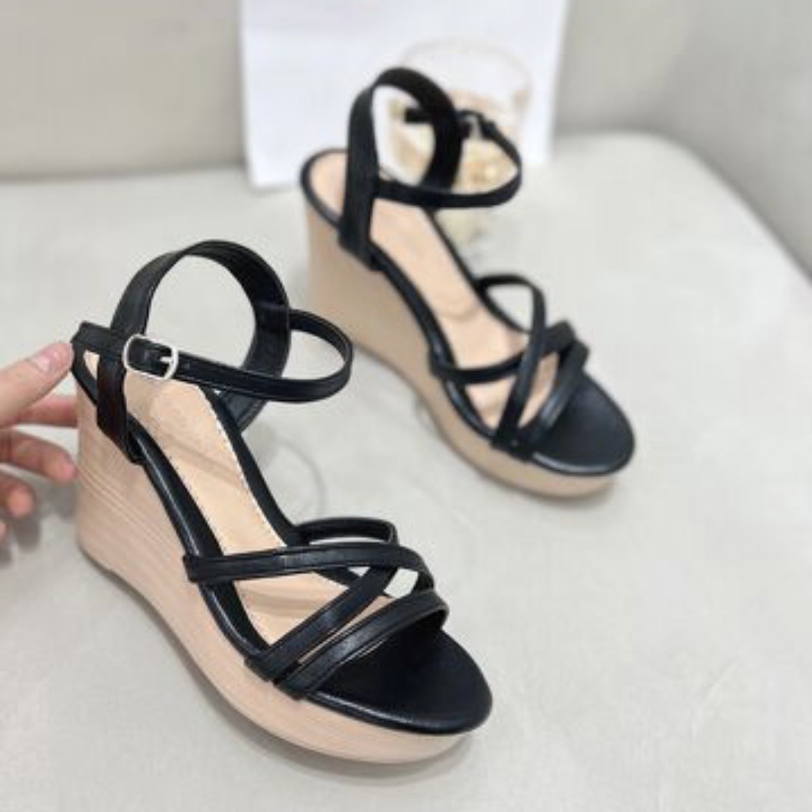 Giày đế xuồng quai 3 dây mảnh chéo ngang
