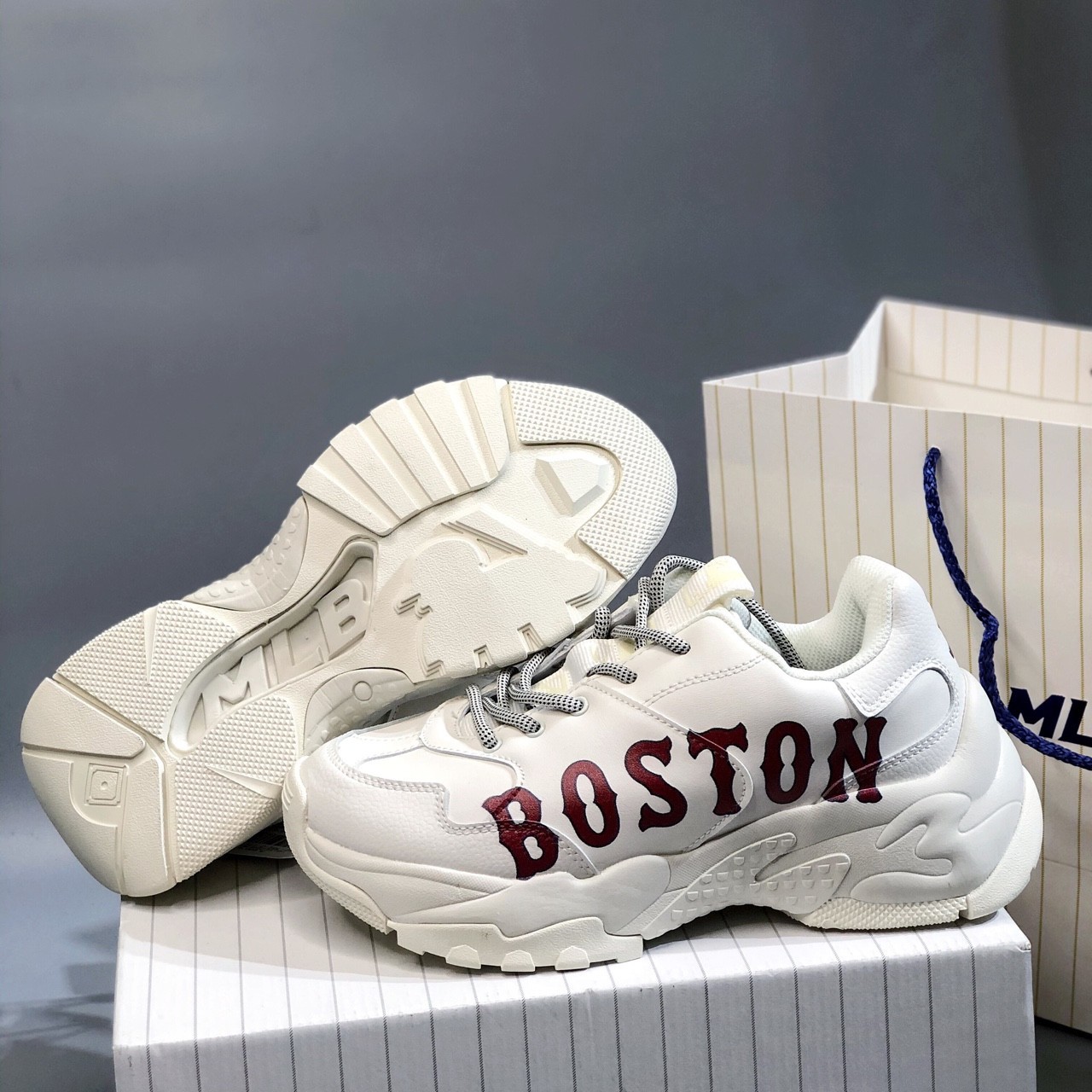 Giày thể thao boston nam nữ cao cấp , bản trung hàng 11 cao cấp giá sỉ kho buôn hàng nhập 100% chuyên đổ sỉ cho các shop , khách sỉ cần ib cho shop , hàng chất lượng cao