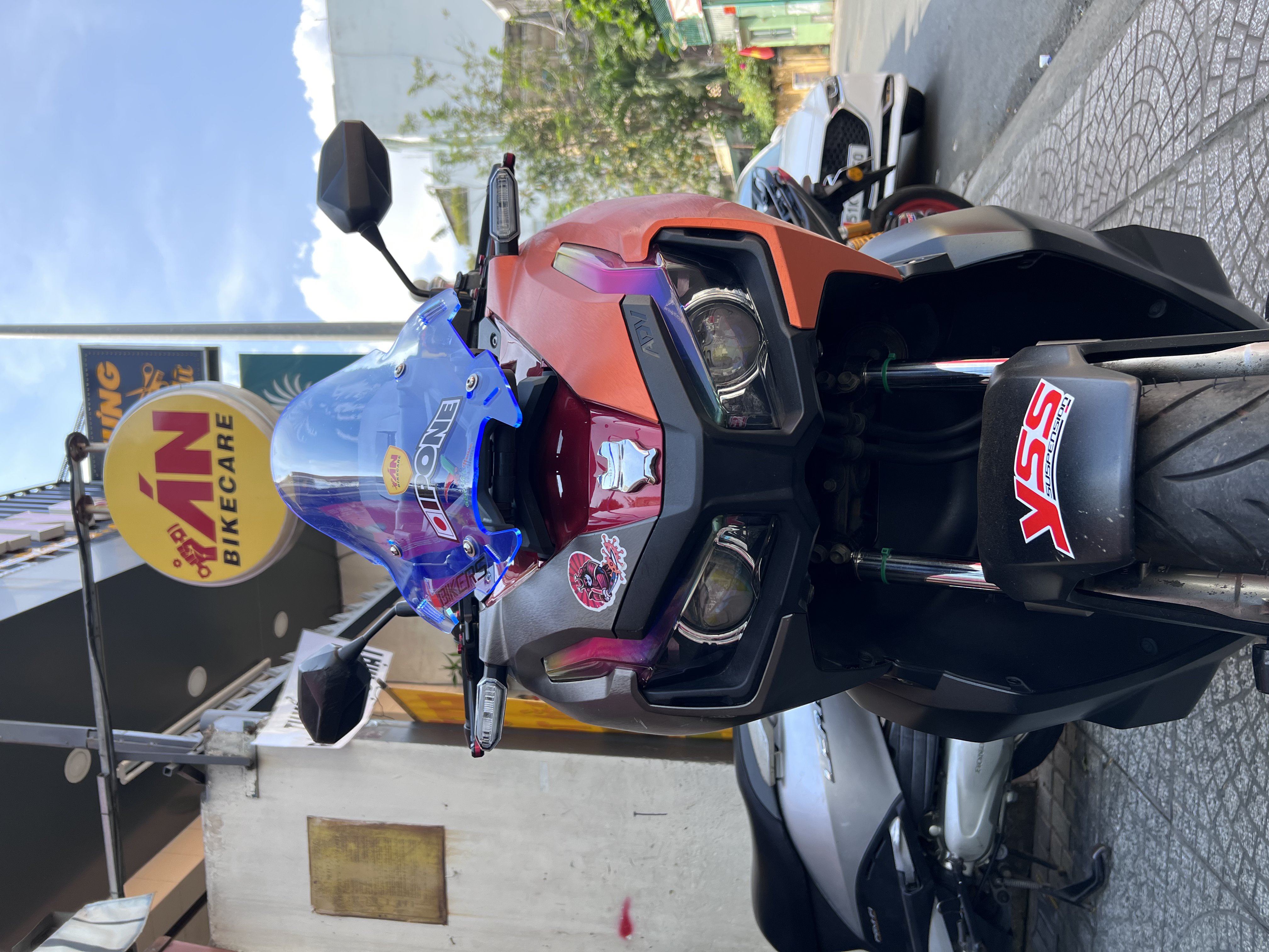 Kính chắn gió thể thao HONDA ADV150/ ADV160