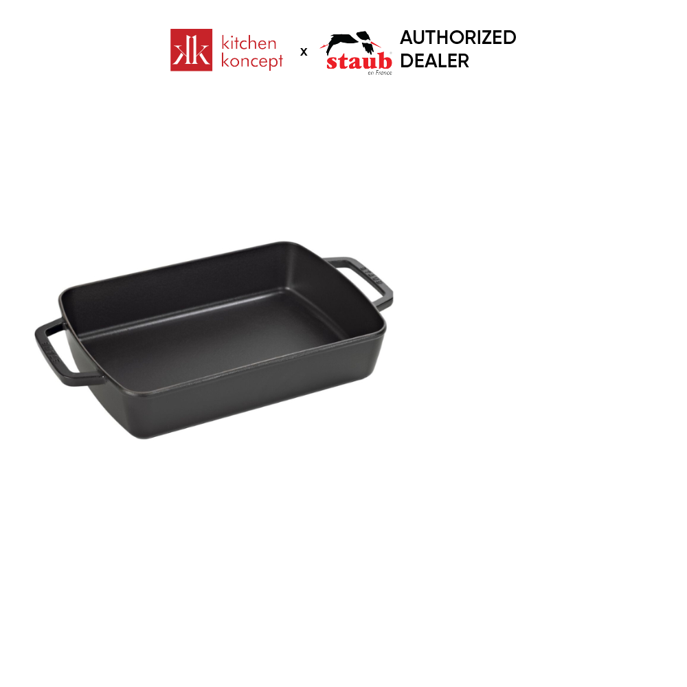 Staub - Khay chữ nhật màu đen - 30cm (B), nổi bật với thiết kế đơn giản, thích hợp để nướng bánh, các món áp chảo, súp hoặc dùng trong các buổi tiệc