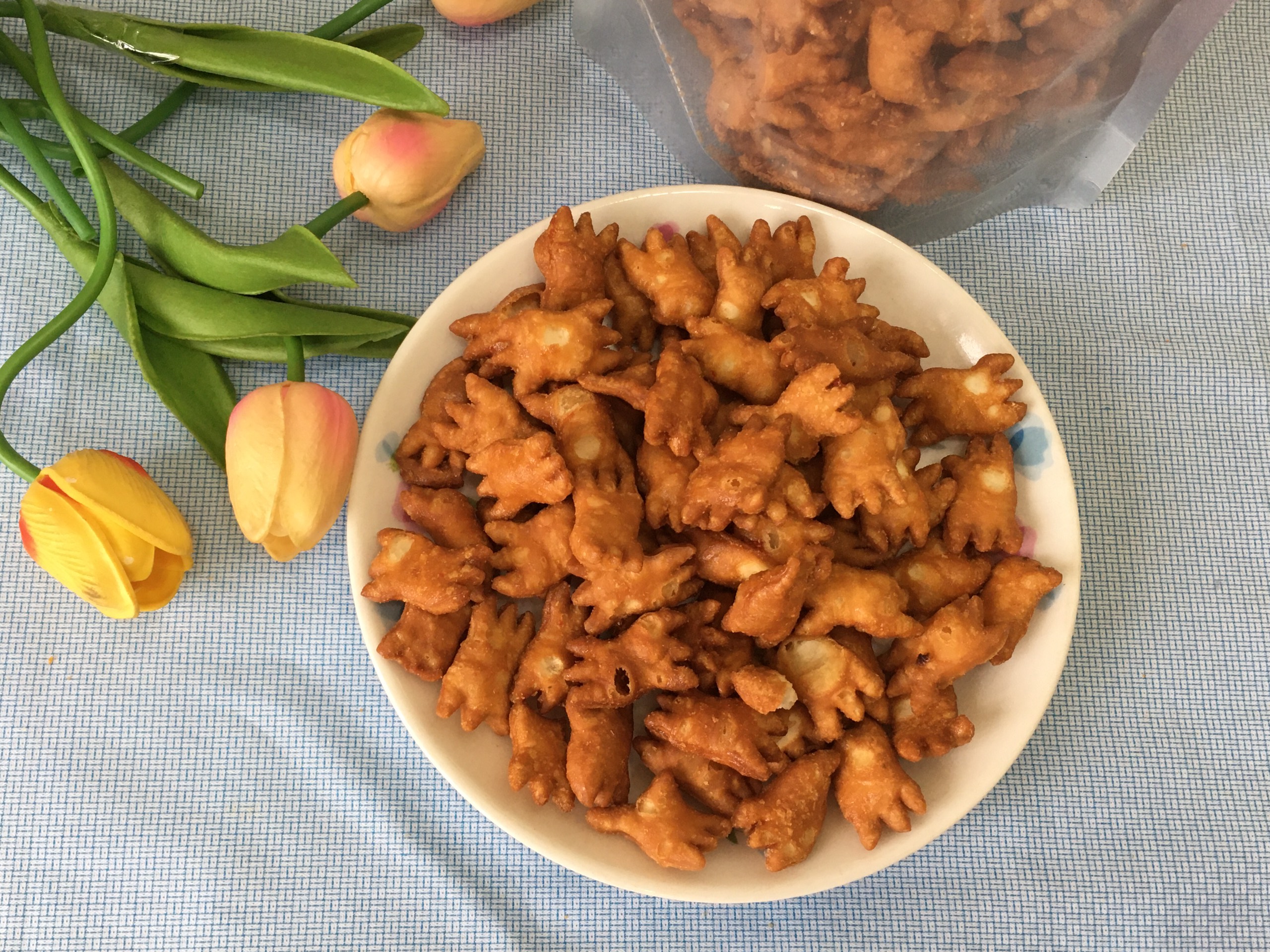 100g snack Bánh ba khía mắm ớt vị cay mặn, ăn vặt là ngon