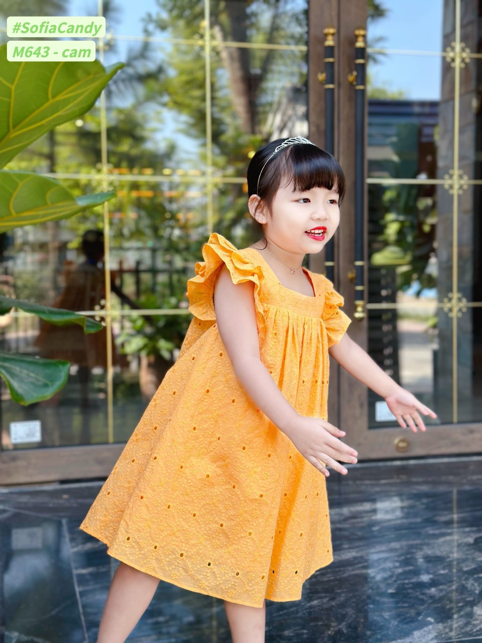 Đầm thêu cam sofia candy