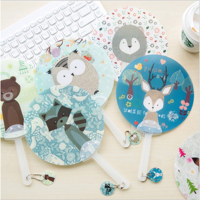 Quạt mini hoạt hình động vật cầm tay bằng nhựa cute mẫu mới bibi