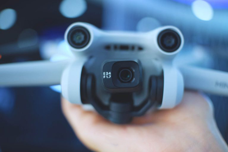 flycam dji mini 3 pro basic + smart controller bảo hành chính hãng 12 tháng tặng thẻ nhớ sandisk 64g + nón dji 5