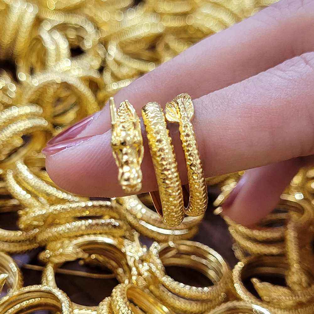 Nhẫn Nam Nữ Rồng Bay Vàng 24K Cá Tính Thời Trang Đẳng Cấp RBDRAGONXOAYVANG19