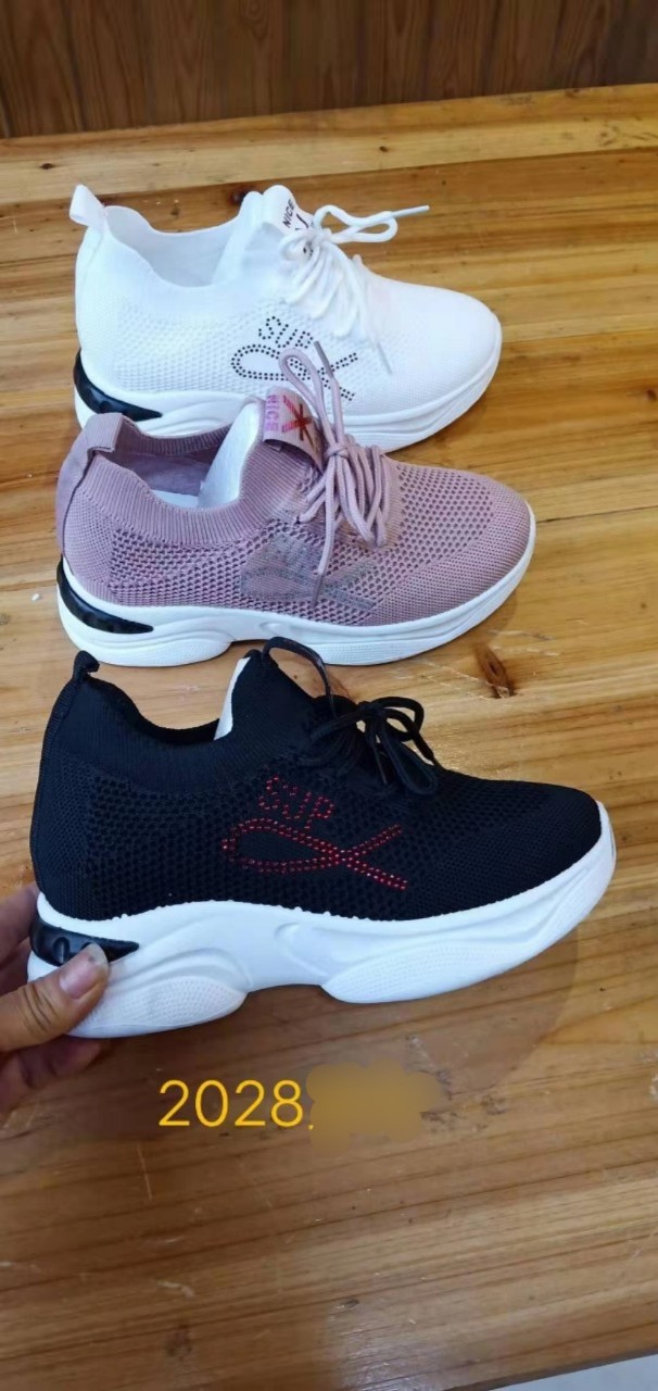 Giày đế độn nữ  cao 7cm , sneaker thể thao mã 2028