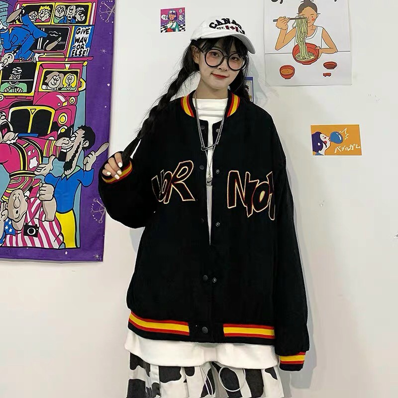 [HCM]Áo Khoác Bomber Nam Nữ Áo Khoác Nhung Form Rộng Thêu Chữ Độc Đáo Trẻ Trung.Tp