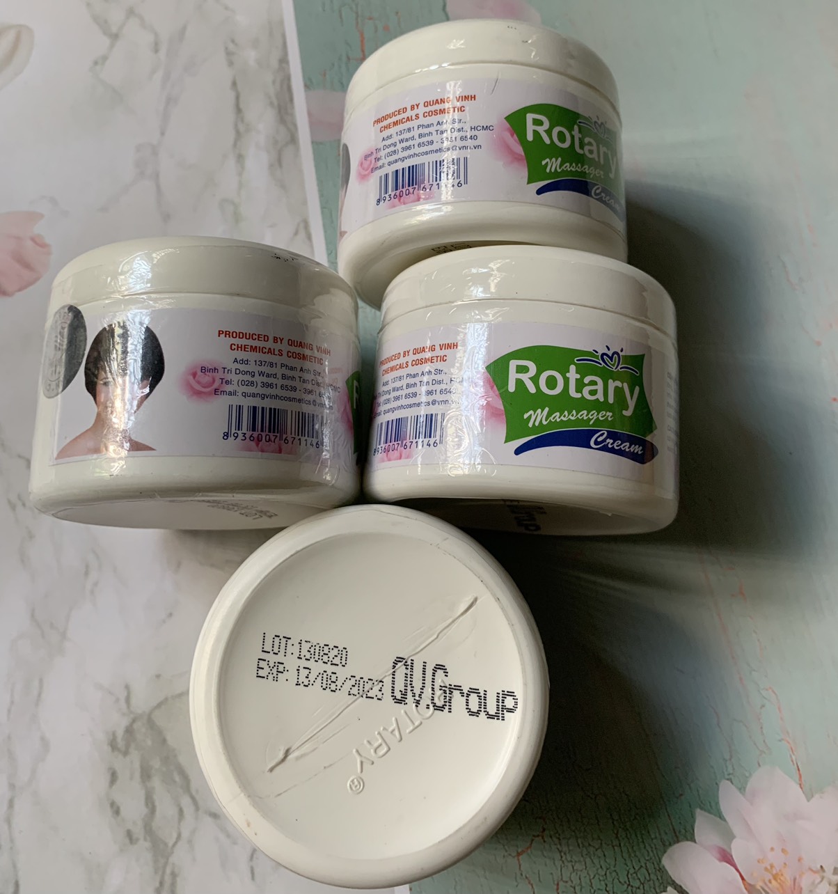 Kem massage mặt rotary