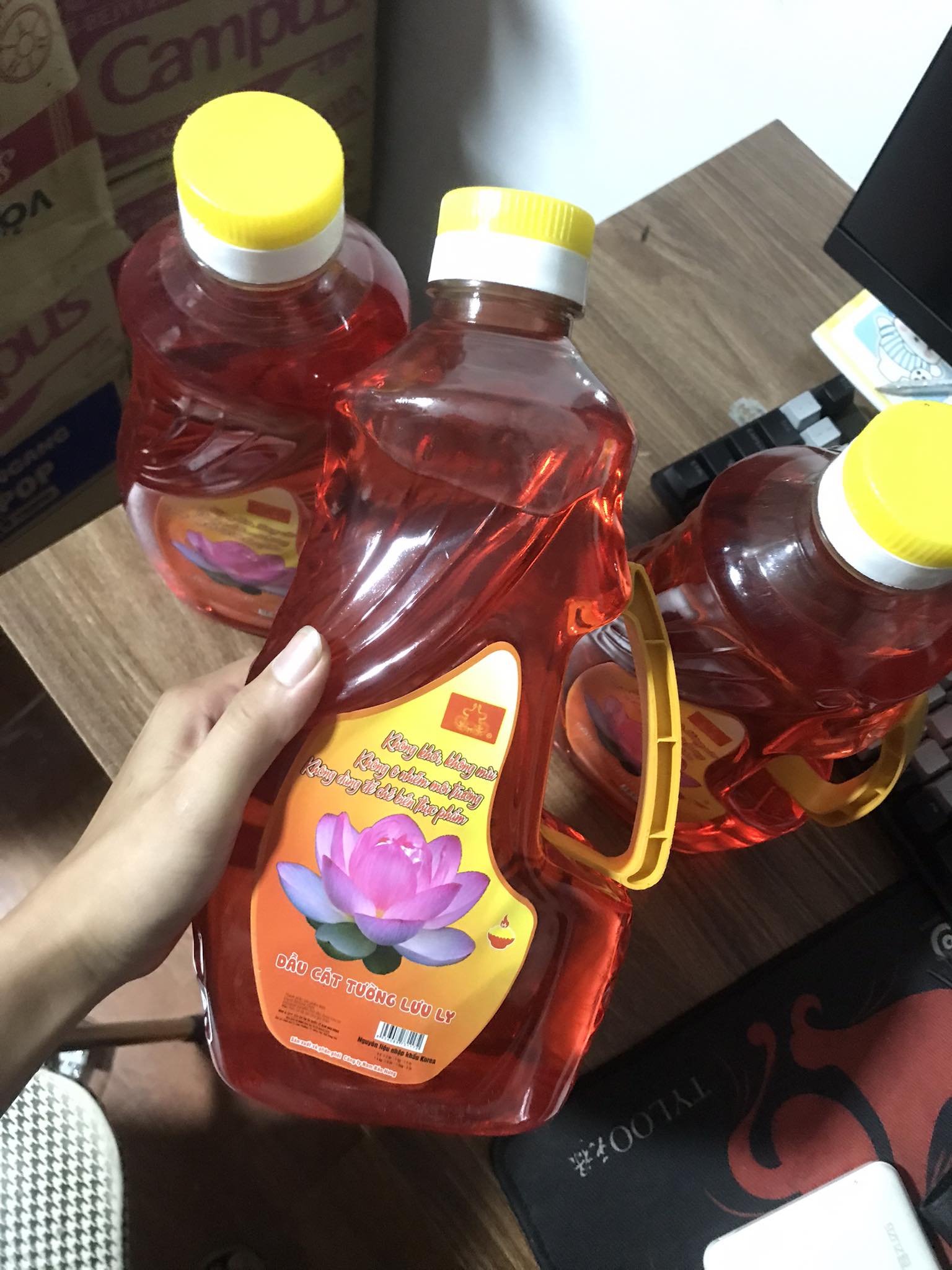 Dầu thắp đèn cát tường lưu ly 2 lít