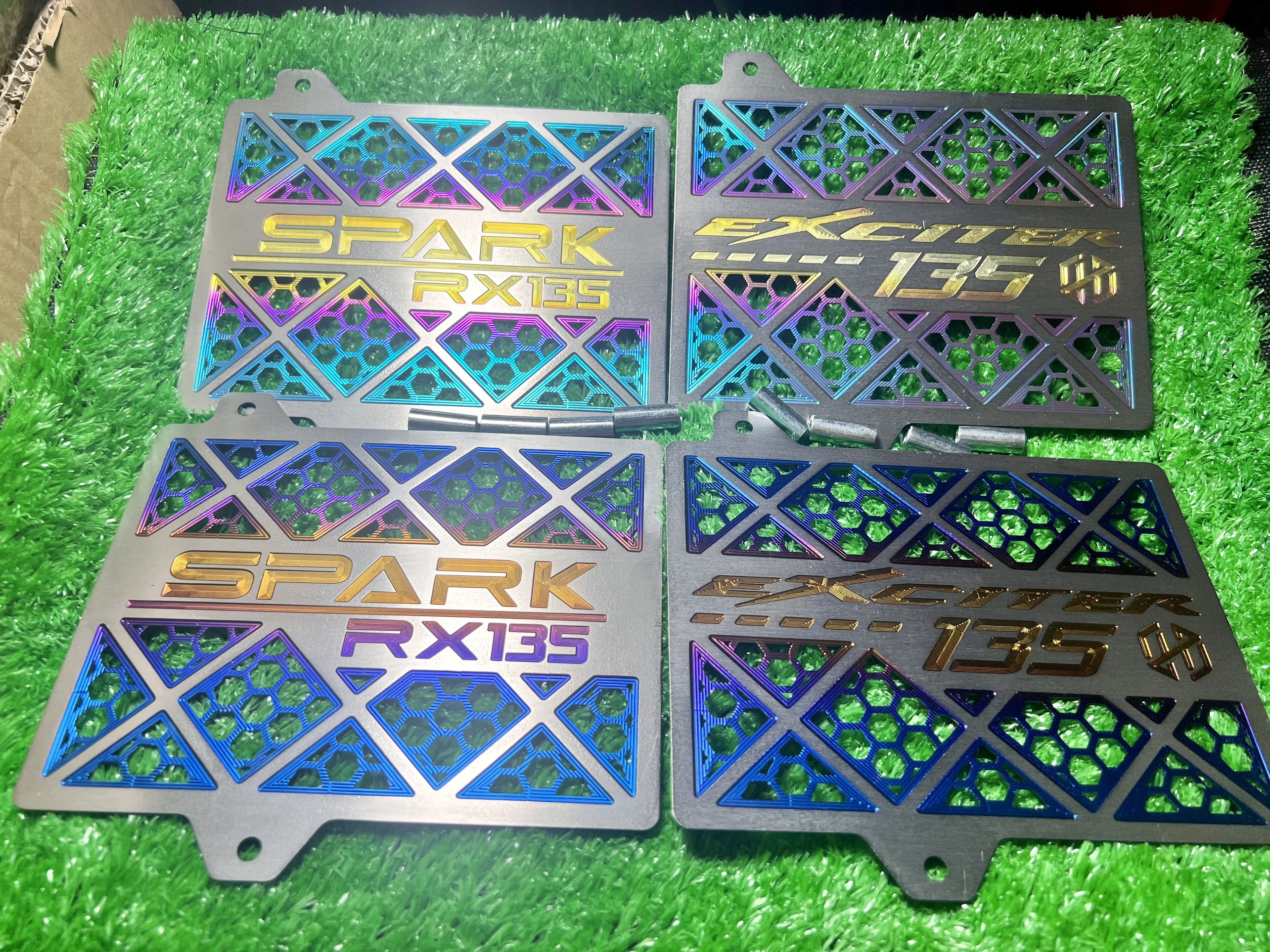 Che Két Nước Exciter Đời 2006 / 2010 Titanium Kèm Ắc Chêm