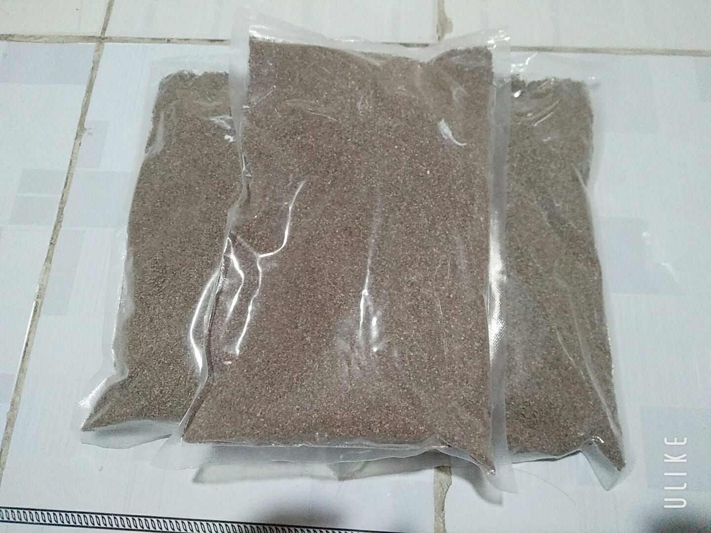 Cát buddy nâu (túi 1kg) lót chuồng cho hamster - Chất lượng sản phẩm đảm bảo an toàn, cam kết hàng đúng như mô tả