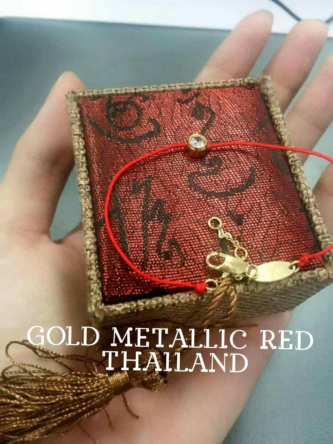 (xả hàng) Vòng tay chỉ đỏ kim vàng may mắn thái lan