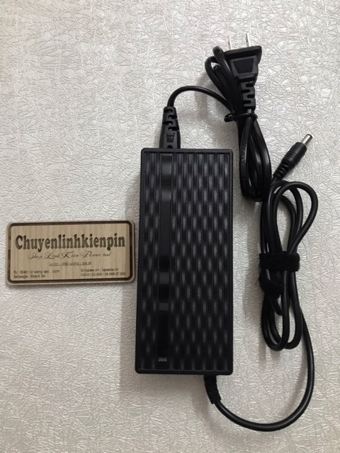 Sạc xe điện cân bằng 42V 2A chất lượng