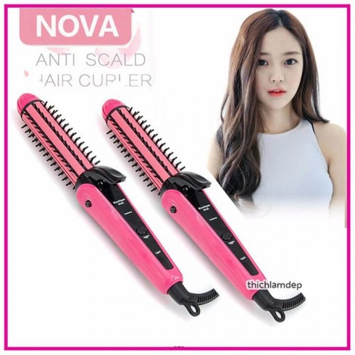 LƯỢC ĐIỆN UỐN DUỖI TÓC THÔNG MINH 2022 Nova 8890 Dễ dàng tạo kiểu tóc thẳng suôn mượt cá tính, hay mái tóc xoăn bồng quyến rũ. - Đế xoay 360 độ giúp bạn dễ dàng uốn tóc theo ý muốn.