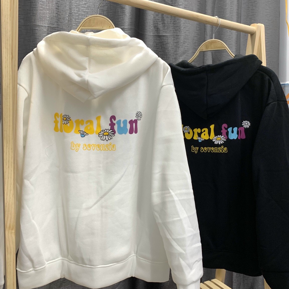 Áo Khoác Hoodie Nỉ Ngoại In Hoa Cúc Trước Ngực Cực Hot, Áo Khoác Nỉ Nam Nữ Day Khóa Kéo Tiện Lợi Kiểu Dáng Năng Động