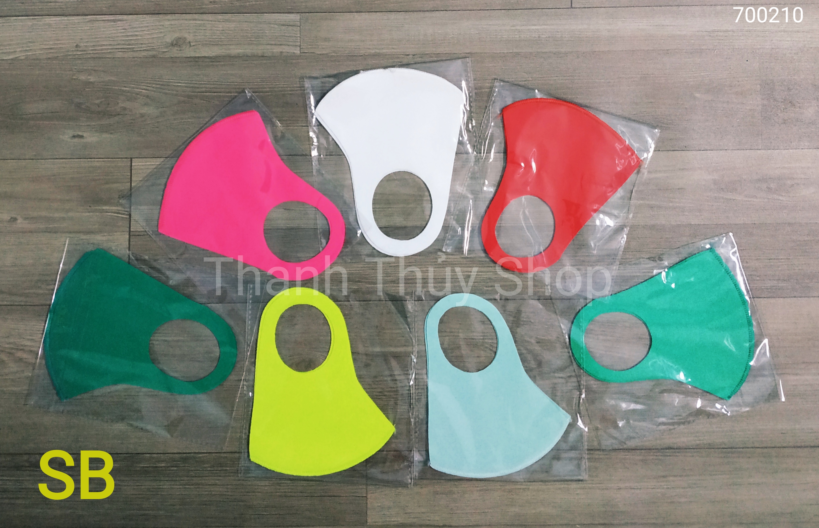 2 Khẩu trang 3D vải su cho bé