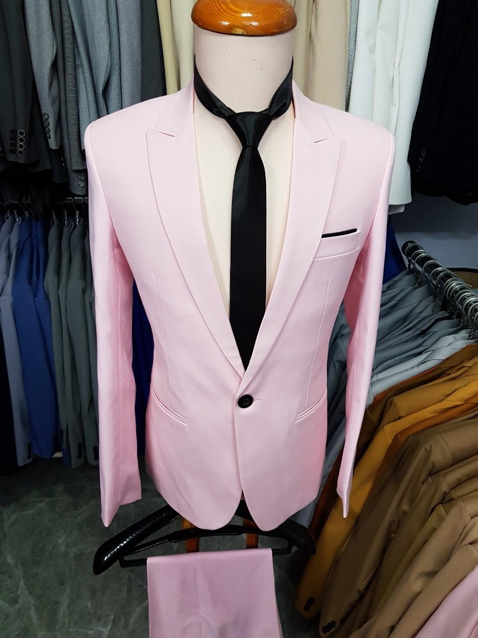 [HCM]Bộ vest nam form ôm body chất liệu vải mềm mịn màu hồng + cà vạt kẹp