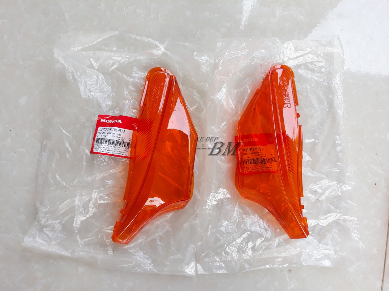Bộ nắp chụp xi nhan cam trước sau cho Future X