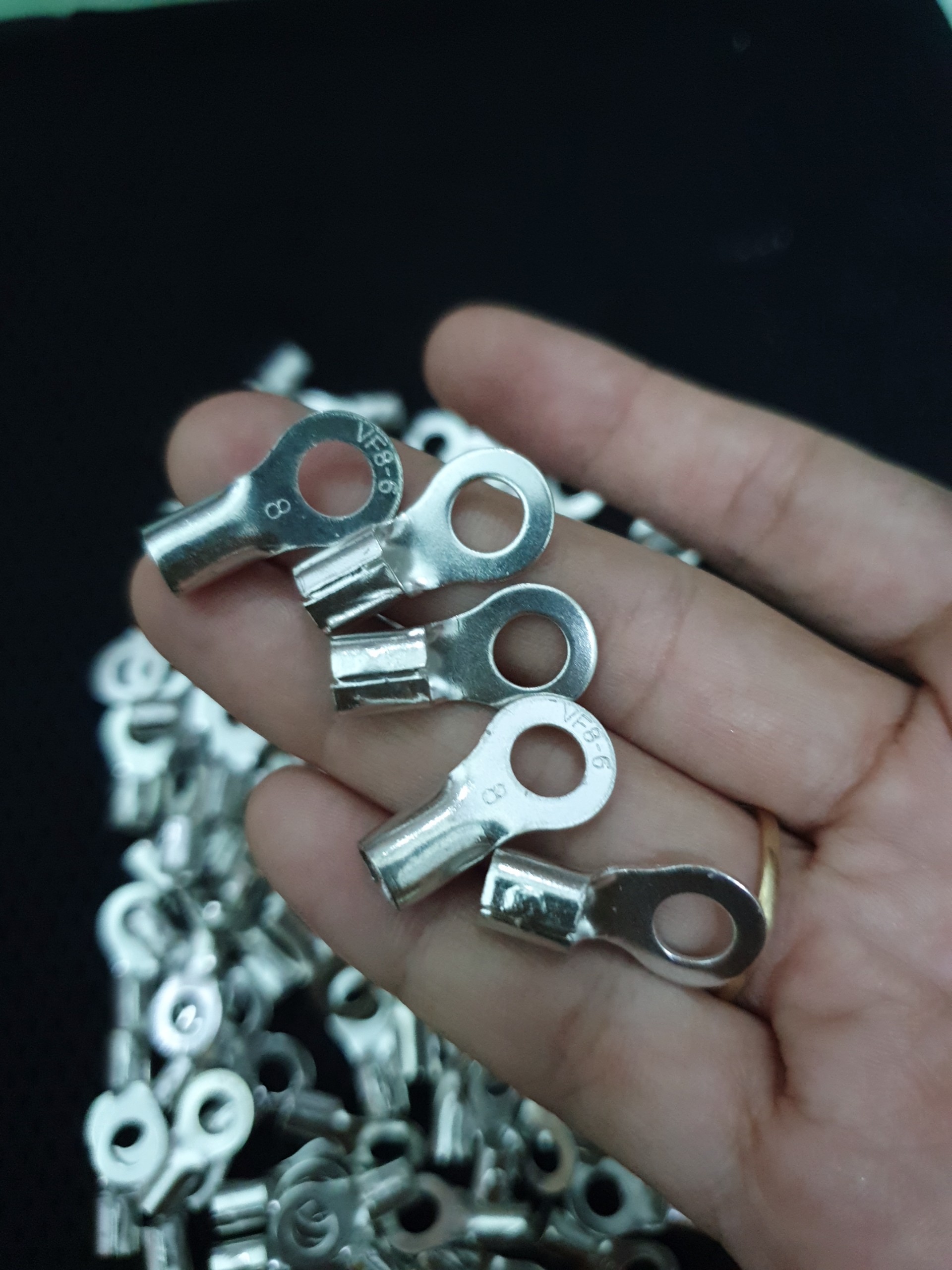 100 đầu cos dây điện tròn trần rnb 8-6 dùng cho dây 6-10mm2