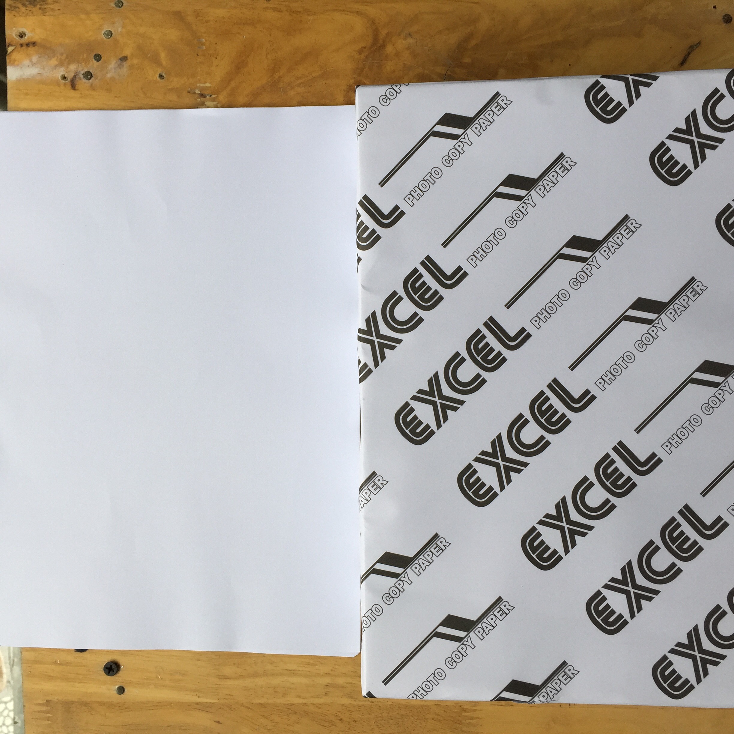 Giấy In Excel Khổ A4 (định lượng 70grs). Giấy dày mịn. Đủ số lượng 500 tờ/ Ram