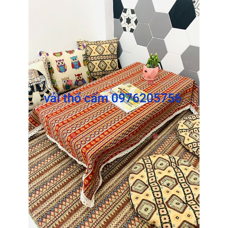 Khăn trải bàn thổ cẩm viền ren kích thước 150 x 100cm