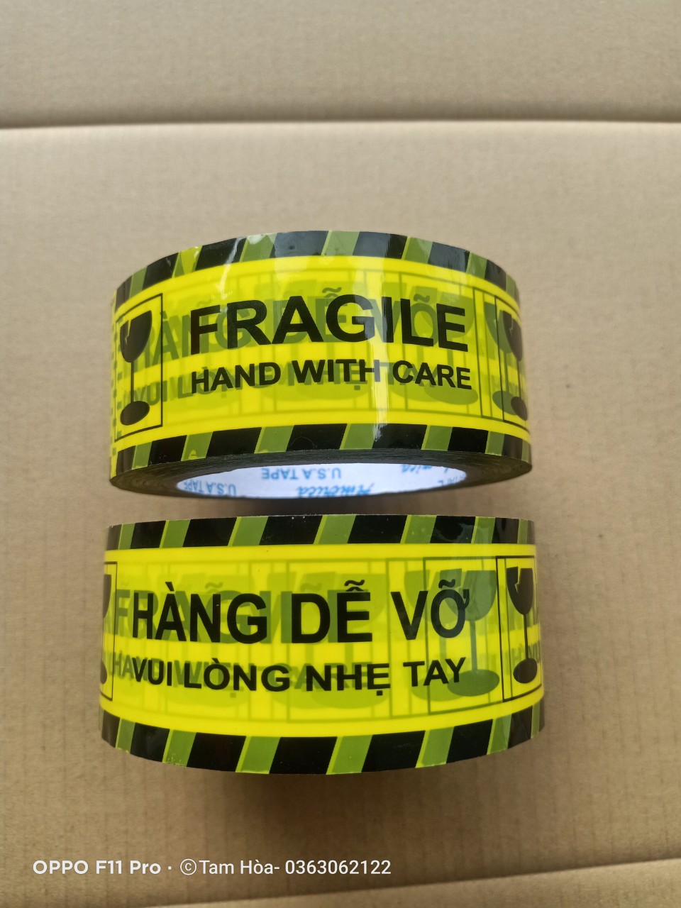 Hai cuộn băng keo cảnh báo hàng dễ vỡ 4P8 100Y