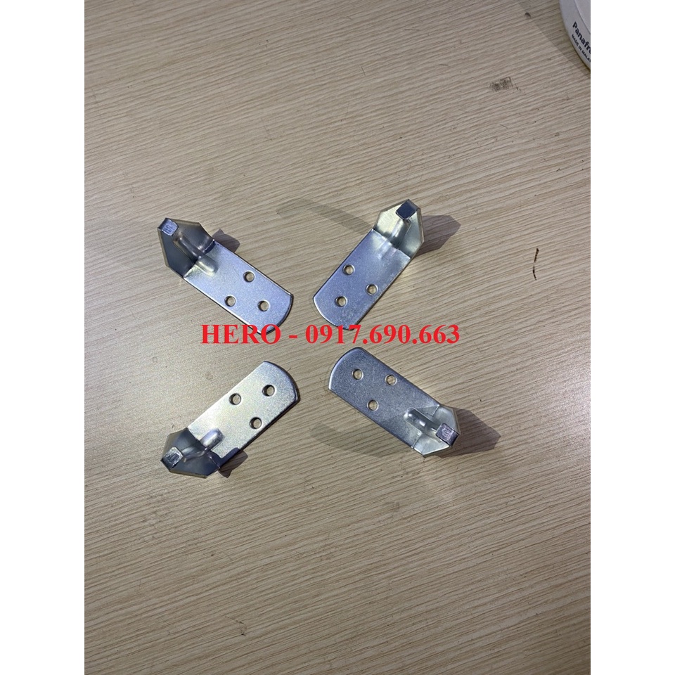 Bộ 4 chiếc móc treo bình cứu hỏa