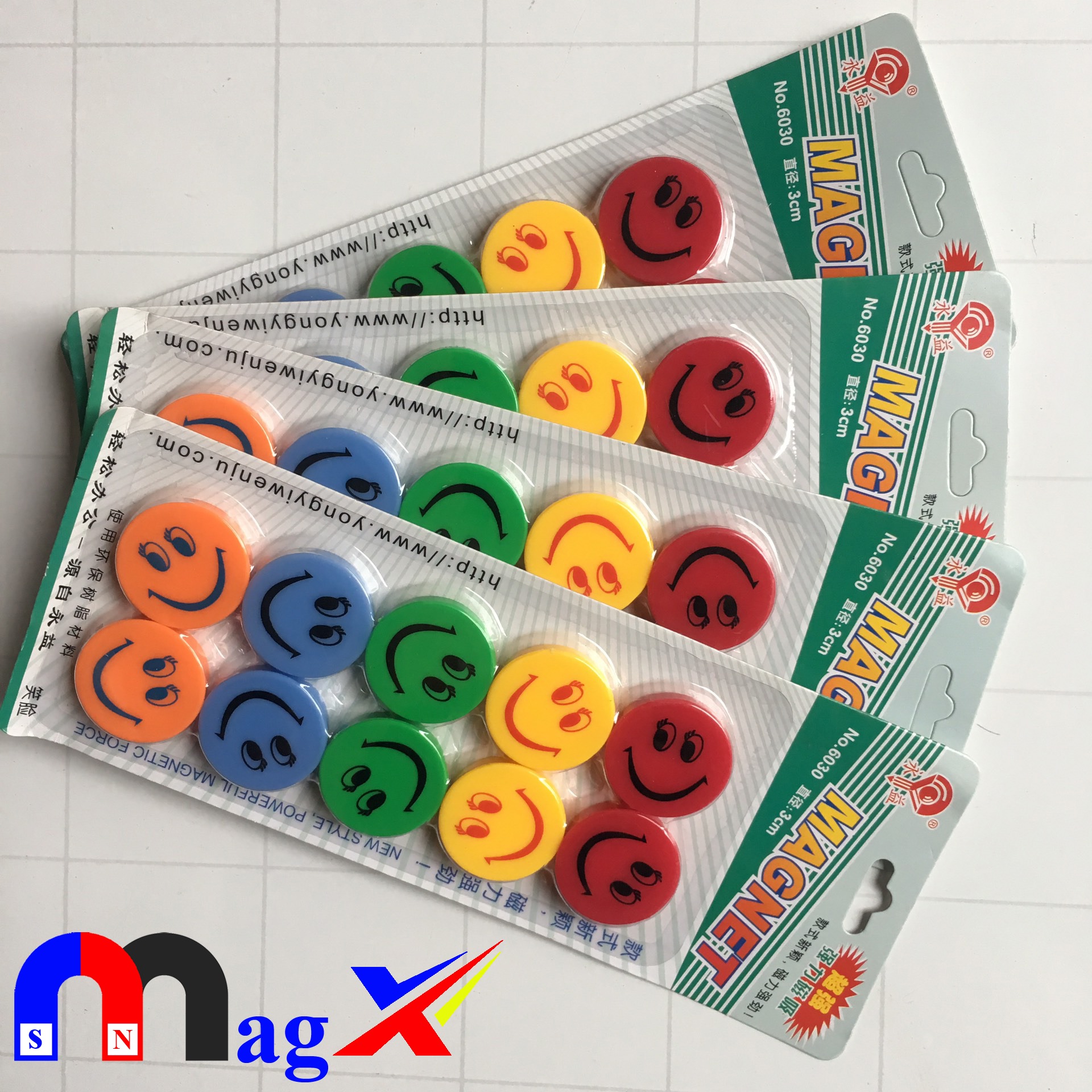 [HCM]Nam Châm Đính Bảng Từ Loại Tốt - D30 Đa Màu Sắc Mặt Cười