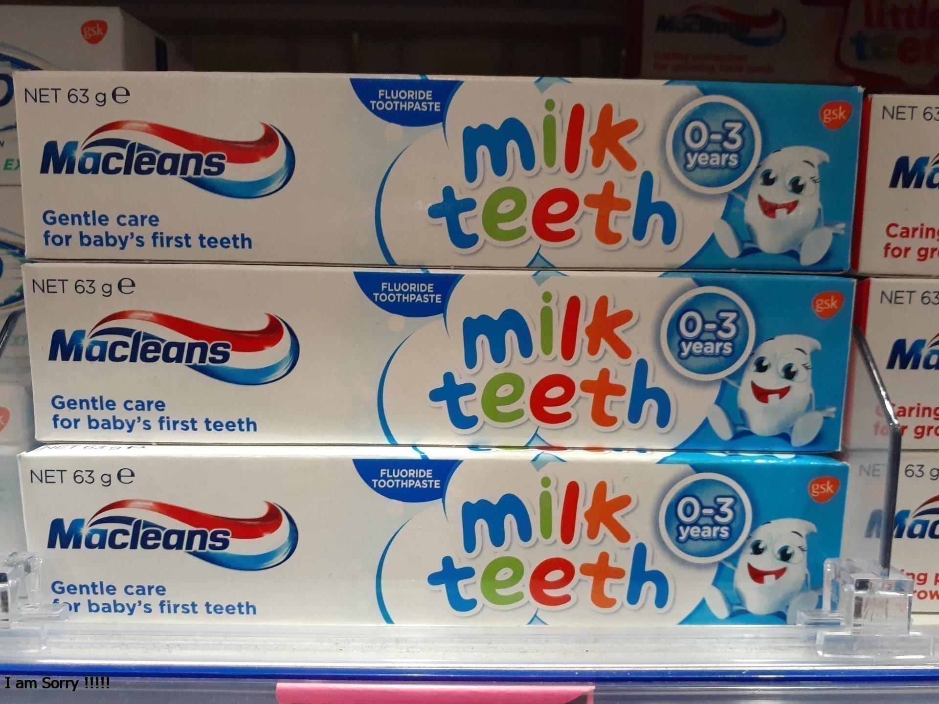 Kem đánh răng sữa cho bé từ 0 - 3 tuổi Macleans Milk Teeth Toothpaste 63g