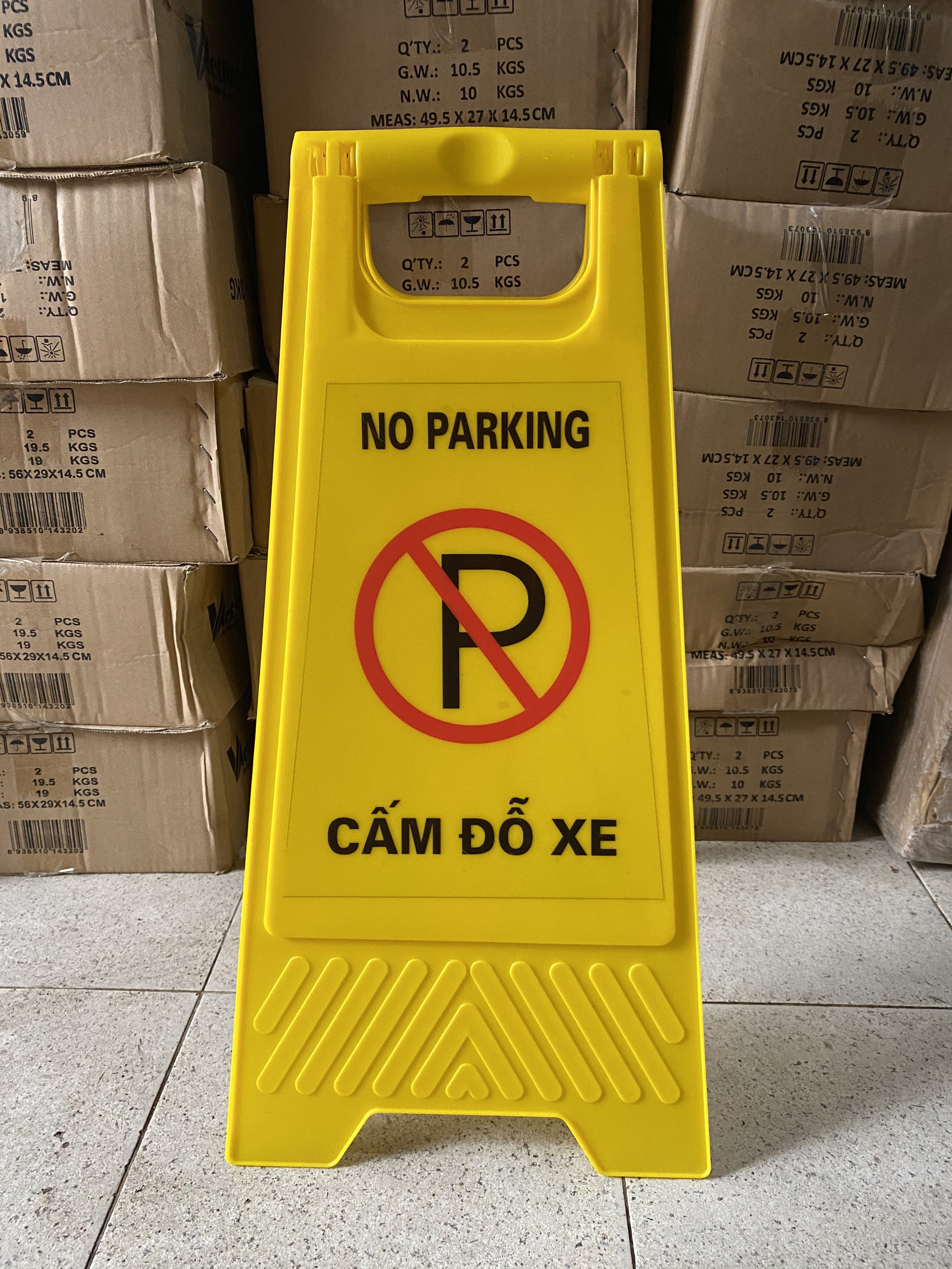 Biển chữ Cảnh báo chữ A chú ý cấm đỗ xe