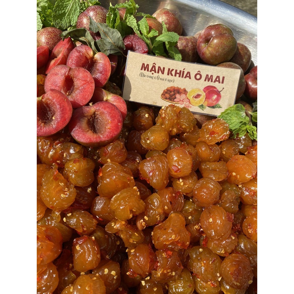 Mận khía muối omai Mận khía rim vị muối omai phơi qua nhiều nắng hương vị thơm ngon đặc biệt