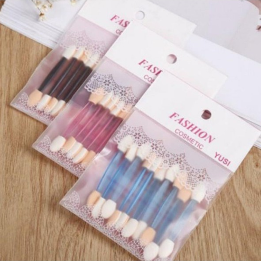 Một bộ 10 cây cọ đánh phấn mắt