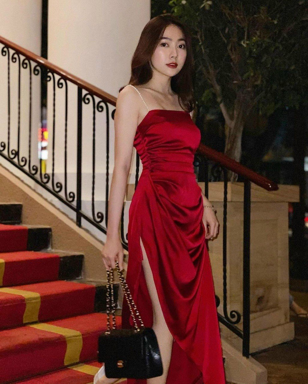 Đầm dự tiệc 2 dây nhún bèo hông 2 màu chất phi sang chảnh - pansy dress